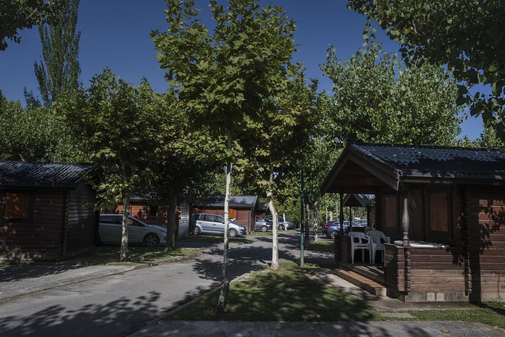 Camping&Bungalows Ligüerre de Cinca Exterior foto