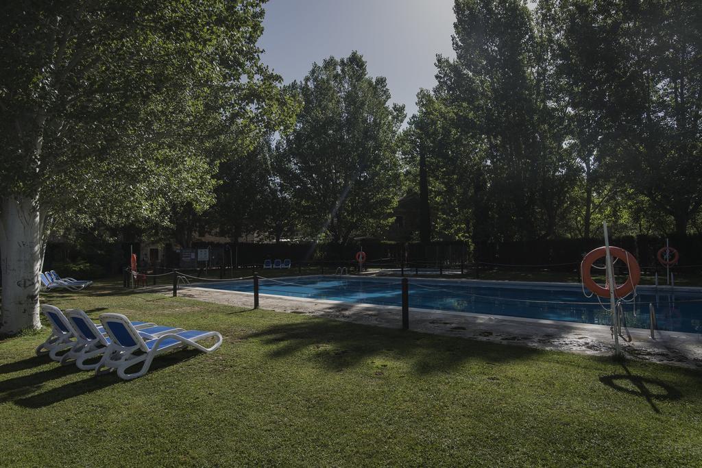 Camping&Bungalows Ligüerre de Cinca Exterior foto